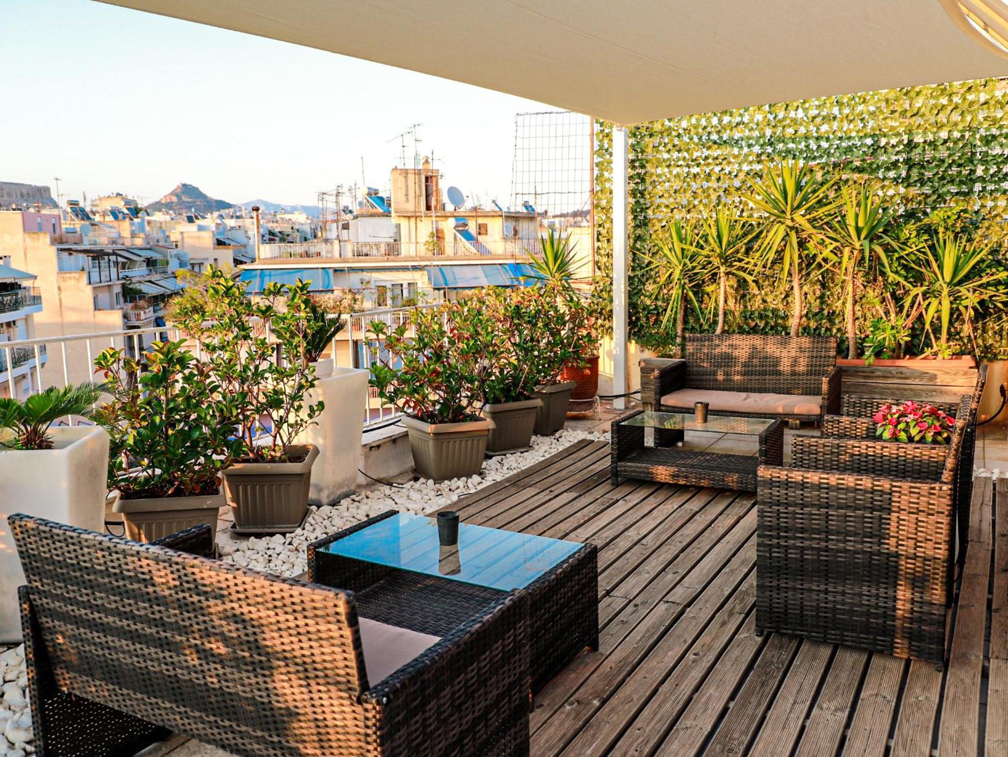 Renovated Apartment With Roof Garden Access, 15 M Walk To Acropolis Athens Exterior photo